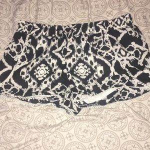 Black and White Printed Flowy Shorts